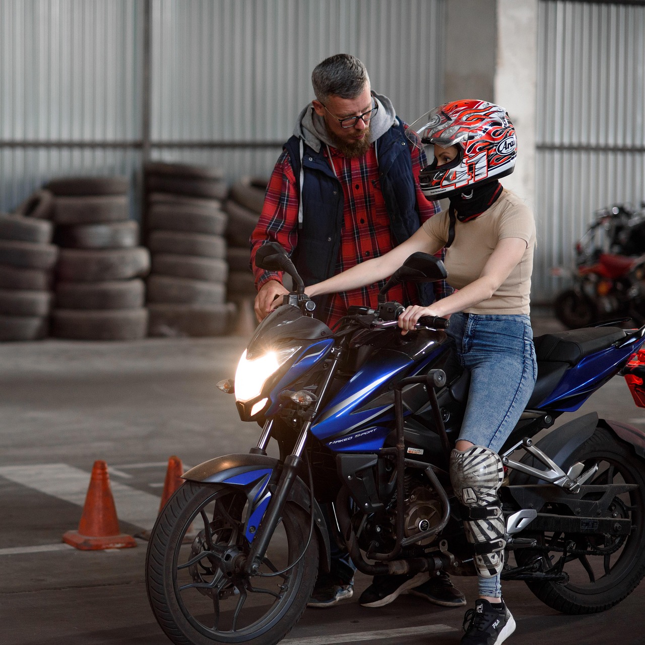 异能勇者：新中大软件详情下载教程app